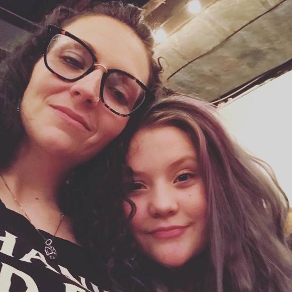 Meet your Posher, Hayley - Picture 1 of 1